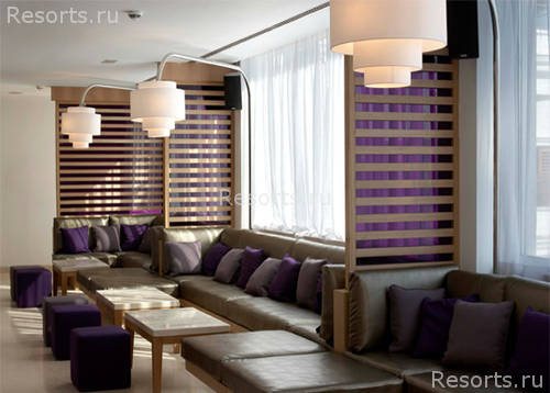 ME Madrid Reina Victoria 12
